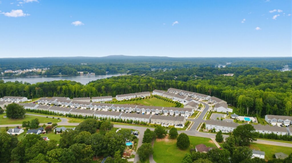 Row of houses in Anchors Landing of Lake Norman of Catawba, NC