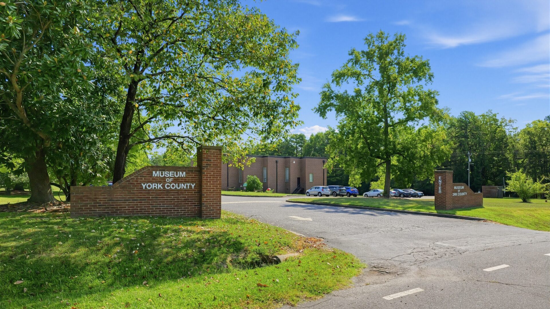 Entrance to the Museum of York County