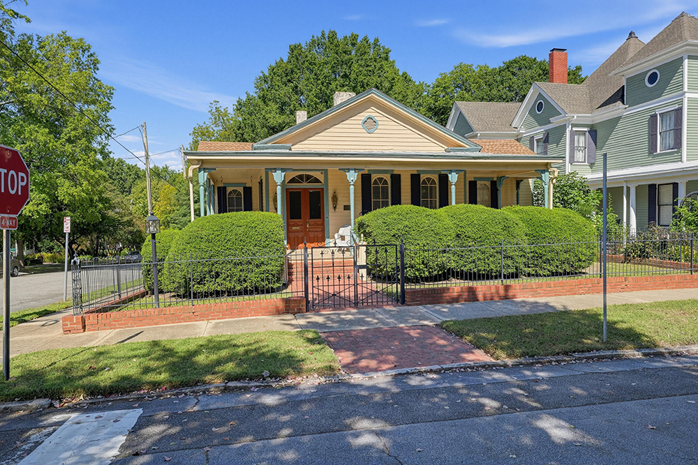 Historic Oakwood neighborhood in Raleigh, NC